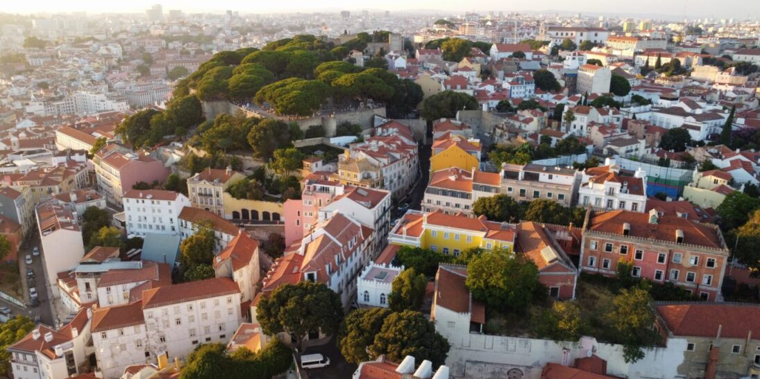 Aerial view Castle of Saint George Lisbon – Vista aérea Castelo São Jorge Lisboa